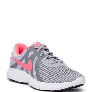 Nike Kids Revolution 4 Sneaker Big Girl NEW
